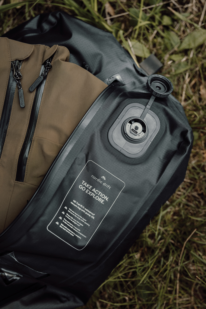 Bolsa de vacío Nordic Drift Trail RCS IPX 8 con bomba 20L - Novedades - Mochilas Corporativas Personalizadas - imagen 10