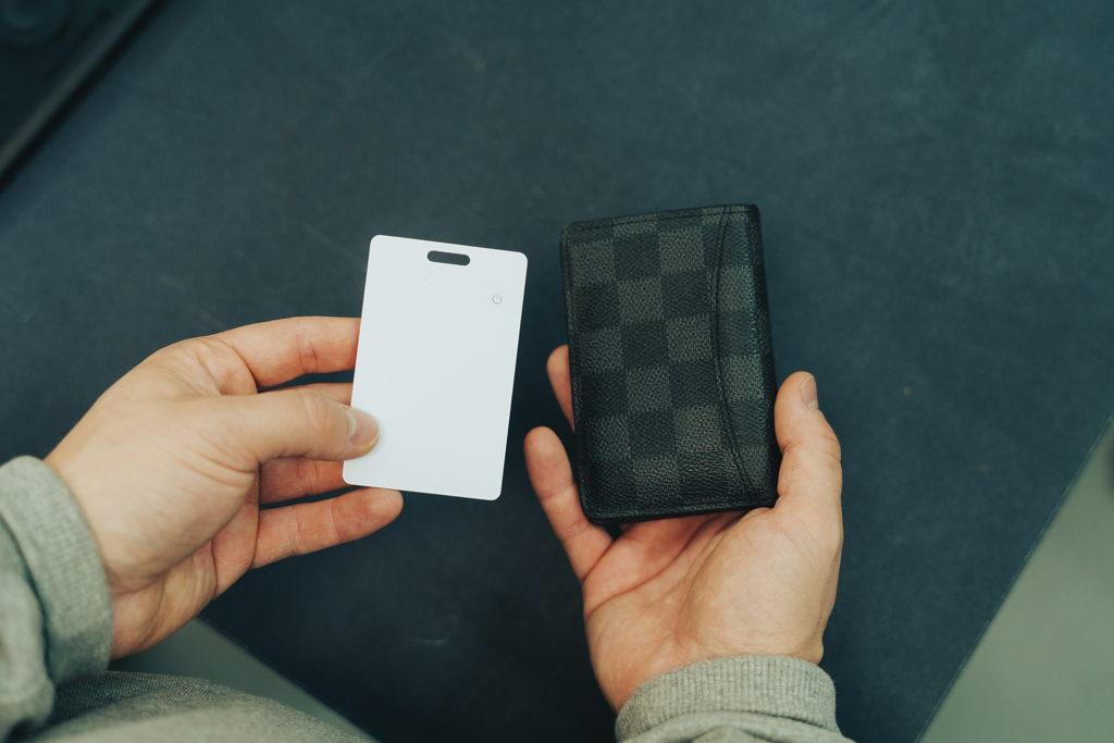 Tarjeta FindMate plástico RCS - Oficina - Mochilas corporativas personalizadas - imagen 11