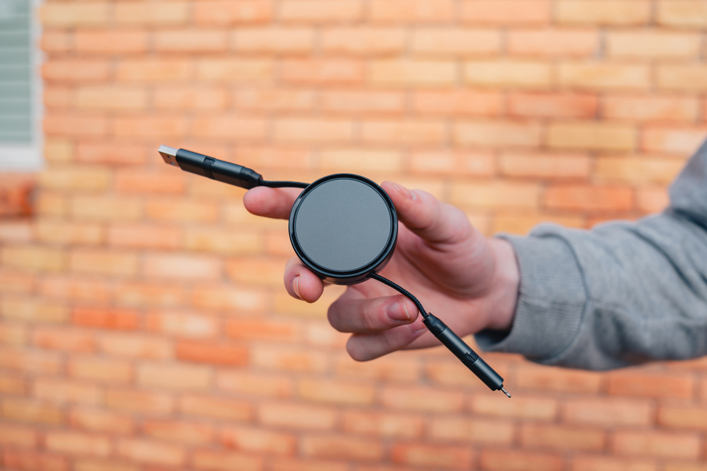 Cable retráctil 60W aluminio reciclado 6 en 1 Terra RCS - Oficina - Mochilas corporativas personalizadas - imagen 5