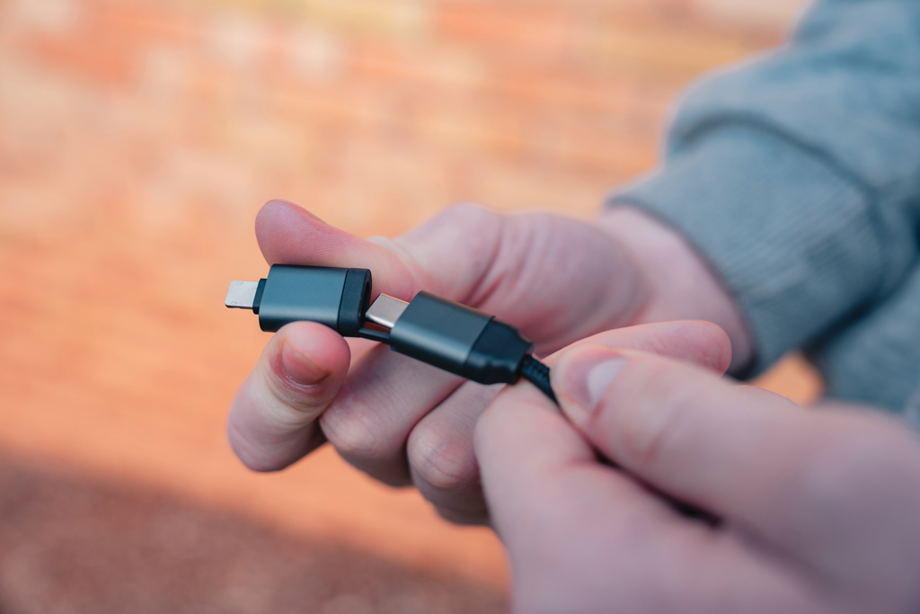 Cable retráctil 60W aluminio reciclado 6 en 1 Terra RCS - Oficina - Mochilas corporativas personalizadas - imagen 6