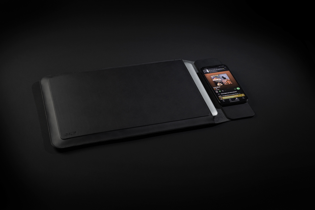 Funda portátil 14"-15,6" Swiss Peak carga magnética 15W - Oficina - Mochilas corporativas personalizadas - imagen 10