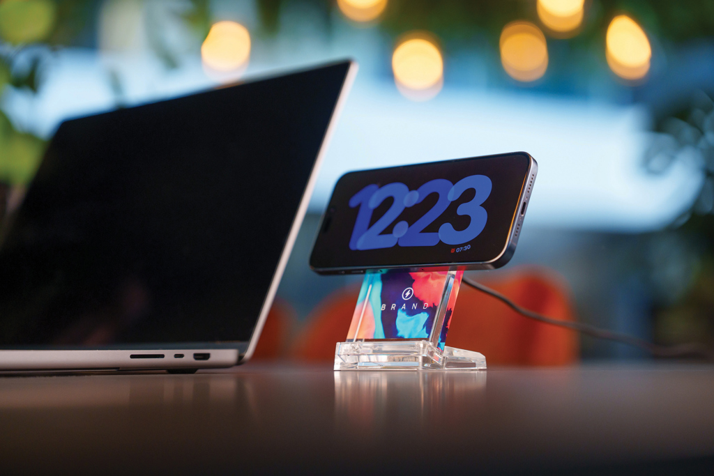 Soporte de carga inalámbrica magnética Magcharge de 15W - Oficina - Mochilas corporativas personalizadas - imagen 13