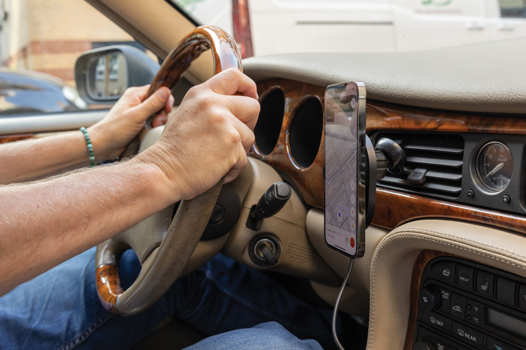 Soporte magnético coche PowerCruze plástico RCS 15W - Oficina - Mochilas corporativas personalizadas - imagen 12