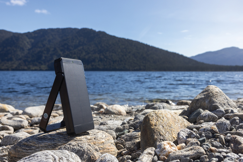 Cargador solar plástico reciclado Skywave RCS 10.000 mah - Viaje - Mochilas corporativas personalizadas - imagen 10