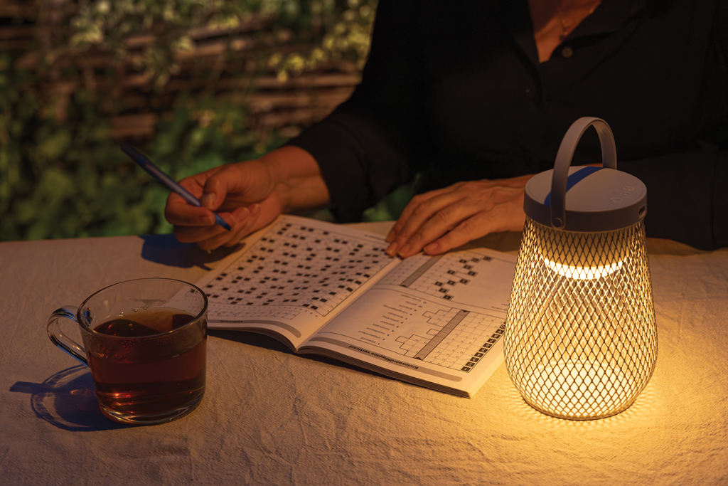 Lámpara de mesa Aurora recargable USB plástico reciclado RCS - Oficina - Mochilas corporativas personalizadas - imagen 8