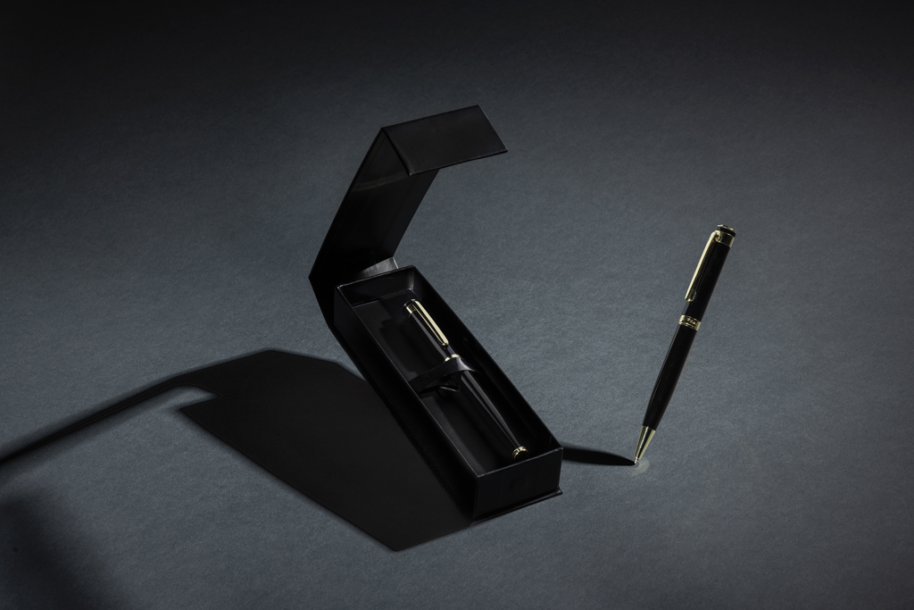 Set bolígrafos Swiss Peak Luca RCS de latón reciclado - Oficina - Mochilas corporativas personalizadas - imagen 6