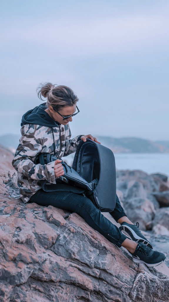 Bobby Hero Regular, mochila antirrobo - Mochilas personalizadas - Mochilas corporativas personalizadas - imagen 20