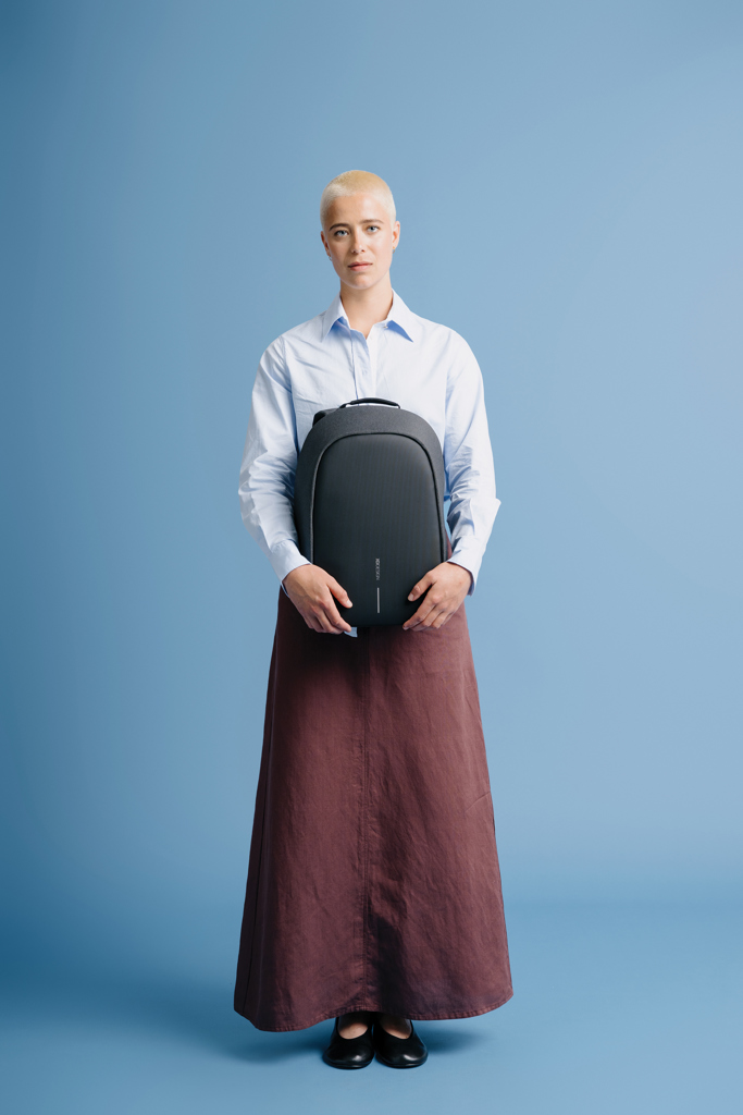 Bobby Hero Regular, mochila antirrobo - Mochilas personalizadas - Mochilas corporativas personalizadas - imagen 24