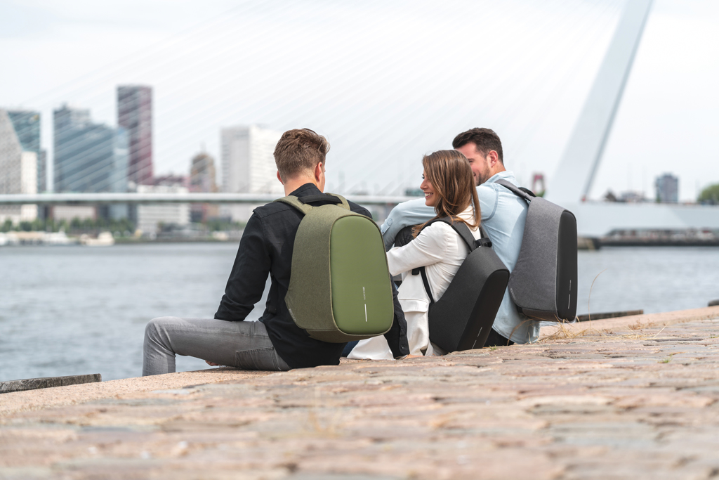 Bobby Hero Small, mochila antirrobo - Mochilas personalizadas - Mochilas corporativas personalizadas - imagen 17