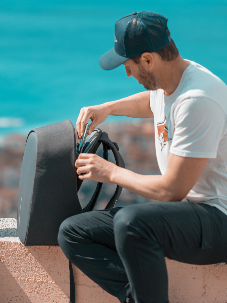 Bobby Hero Small, mochila antirrobo - Mochilas personalizadas - Mochilas corporativas personalizadas - imagen 21