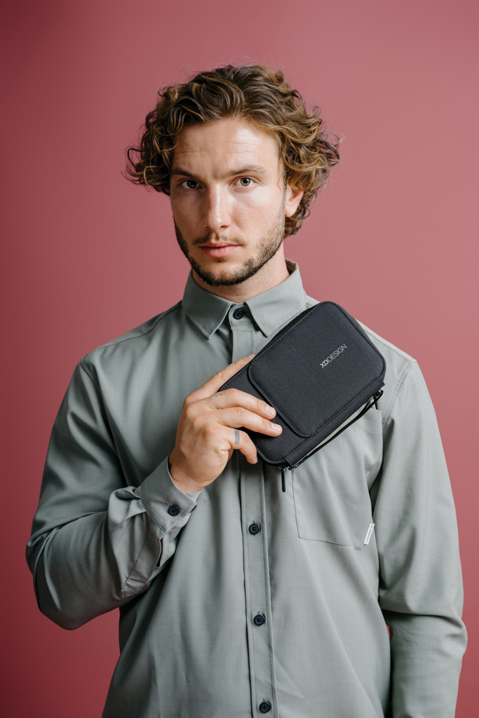 Cartera XD para pasaporte - Tarjeteros y carteras personalizados - Mochilas corporativas personalizadas - imagen 11
