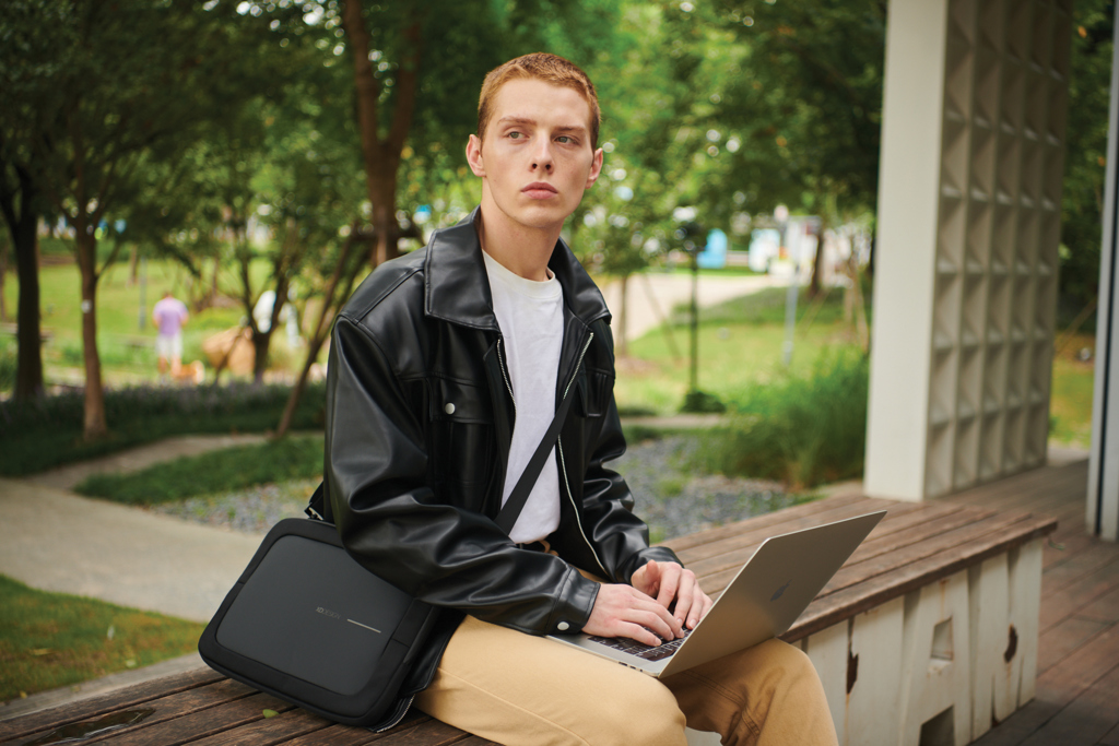 Maletín ordenador 16¨ XD Design - Maletines de ordenador portátil personalizados - Mochilas corporativas personalizadas - imagen 22