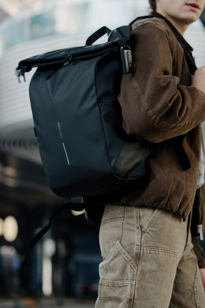 Mochila urbana para bicicleta resistente al agua - Mochilas personalizadas - Mochilas corporativas personalizadas - imagen 21