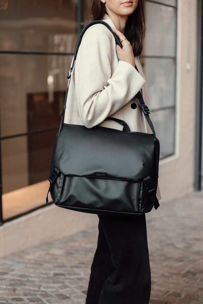 Bolsa Messenger RCS Swiss Peak OSLO - Novedades - Mochilas Corporativas Personalizadas - imagen 12