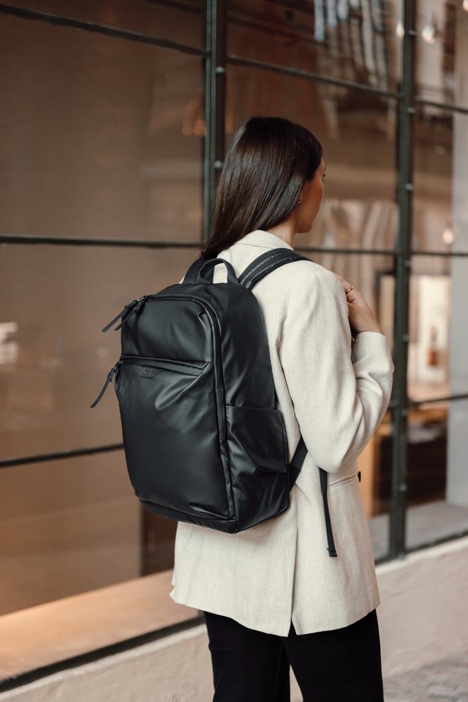 Mochila Swiss Peak OSLO RCS Everyday para portátil 15,6" - Novedades - Mochilas Corporativas Personalizadas - imagen 17