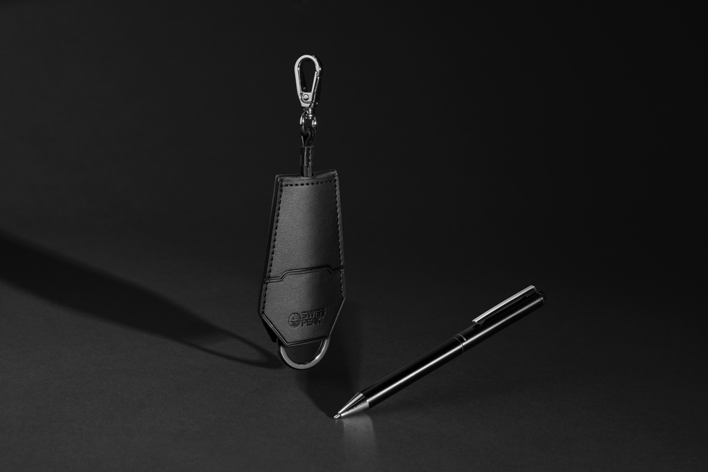 Set bolígrafos/llavero Tula de PU reciclado certificado RCS - Viaje - Mochilas corporativas personalizadas - imagen 8