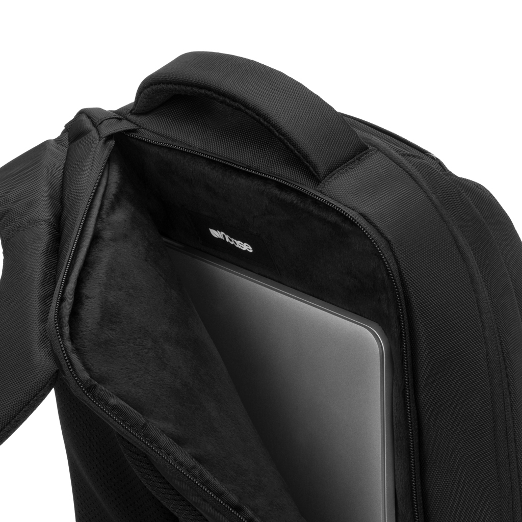 Funda fina Incase ICON - Novedades - Mochilas Corporativas Personalizadas - imagen 15