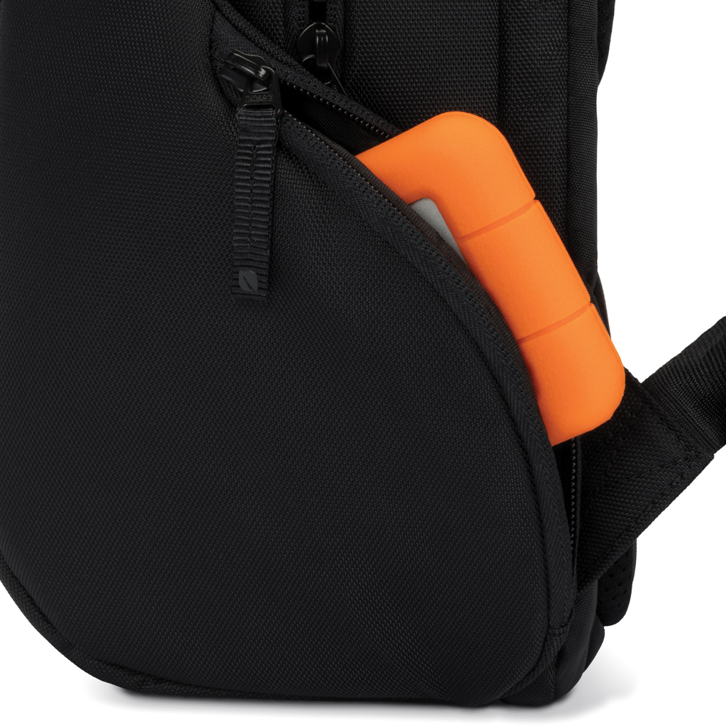 Funda fina Incase ICON - Novedades - Mochilas Corporativas Personalizadas - imagen 16
