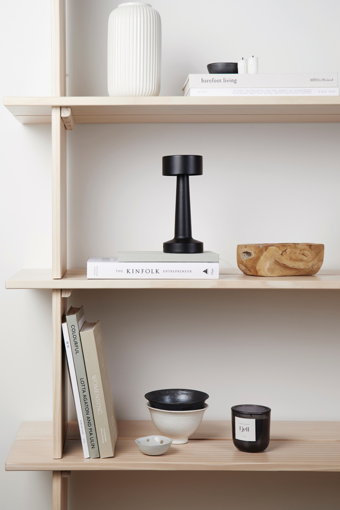 Lámpara de mesa VINGA Maris RCS de ABS reciclado - Oficina - Mochilas corporativas personalizadas - imagen 6